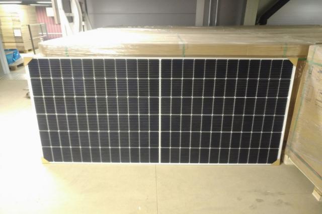 31x 550W Solarpanel / Photovoltaik Modul neuster Generation!